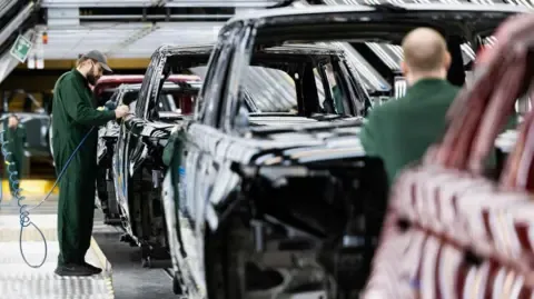 JLR Supply Chain Workers Reportedly Instructed to Apply for Universal Credit, Union States
